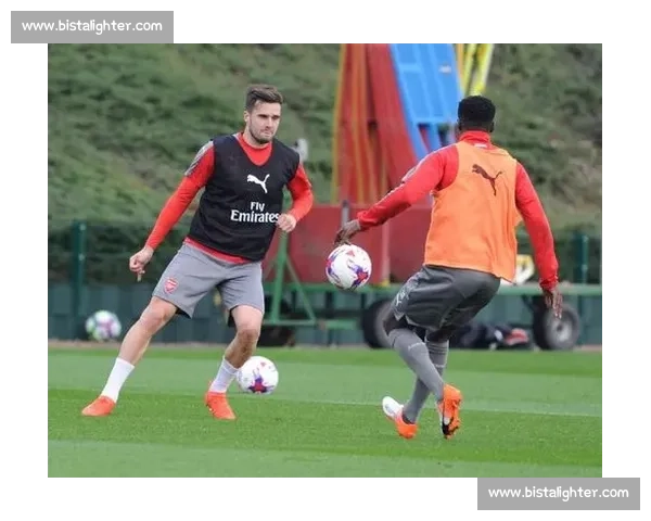 吉尔贝托盛赞枪手阵容:首发替补皆融于队 吉尔贝托盛赞枪手阵容:首发替补皆融于队