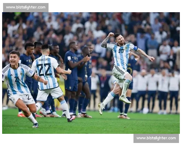 马斯切拉诺点破足坛现实:即便是梅西,也难敌巅峰大巴黎的碾压式统治